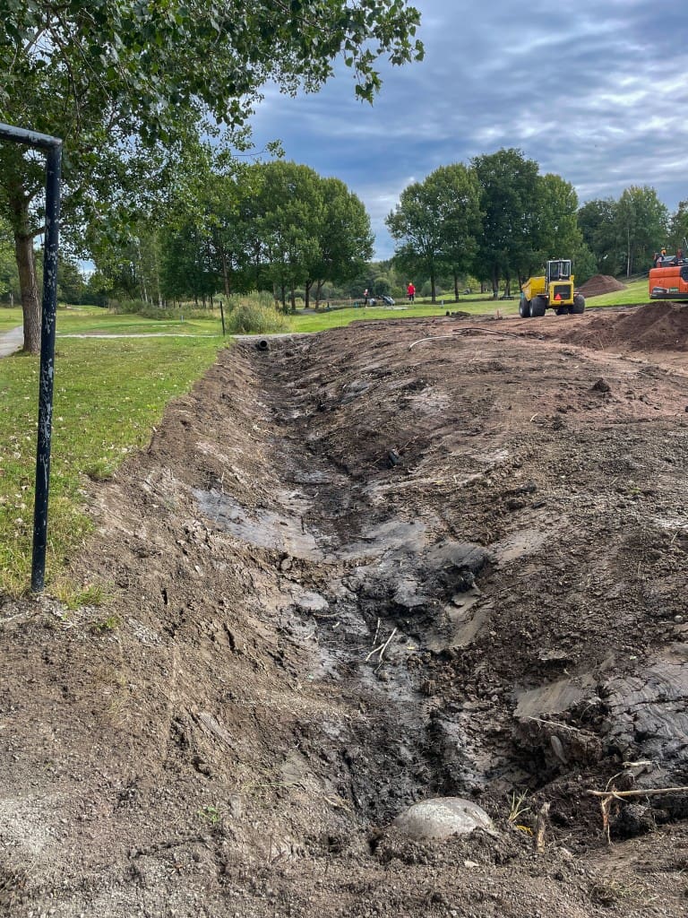 2026-09-04 Hål 2 UNDER arbete med ny green-14